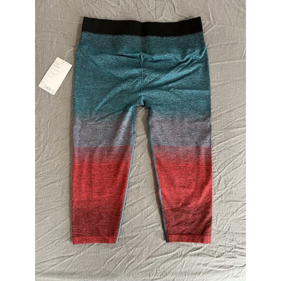Women’s Athleta Relay capri Size XL Leggings, NWT, Never Been Worn. - Picture 2 of 6